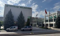 Tepebaşı Belediyesi'nde üst düzey yetkililer gözaltına alındı