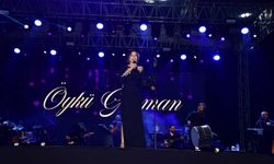 Samsun Terme Yaz Festivali Öykü Gürman konseriyle başladı