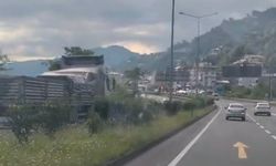 Trabzon’da ters şeritteki kamyonet panik yarattı