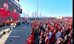 Milli Takım için sabahın ilk ışıklarında meydanı doldurdular