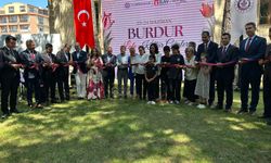 Burdur'da Karma Lale Sergisi sanatseverlerle buluştu