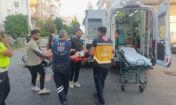 Manavgat’ta motosiklet ve otomobil çarpıştı