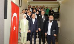 Fuat Oktay Keçiören’de teşkilat ve gençlerle buluştu