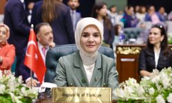 Bakan Göktaş, İİT Kadınlar Konferansı’na katıldı