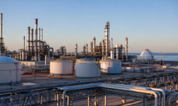 ABD, İran petrolüne yönelik muafiyeti iptal etti