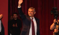 Özgür Özel: Bu parti de millet de seçeneksiz değil