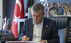 Özgür Özel ve 90 milletvekili CHP’den istifa etti
