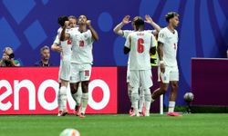 İngiltere, Kane'in golleriyle son 16 turunda