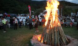 KapıkayaFest’te gökyüzü yamaç paraşütleriyle renklendi