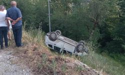 Kastamonu Küre’de otomobil tarlaya yuvarlandı: 3 yaralı