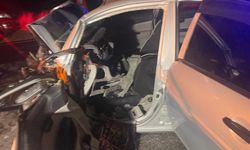 Malatya’da trafik kazası: Otomobilde can pazarı