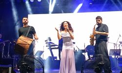 Melek Mosso, Kırkpınar'da sahne aldı