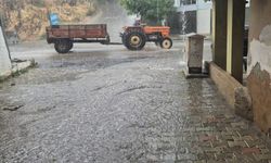 Tekirdağ’da kuvvetli yağış caddeleri göle çevirdi