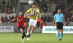 Gençlerbirliği-Fenerbahçe maçında çocuğun formasının çıkartılmasıyla ilgili soruşturma