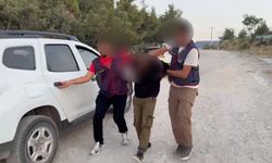 Ailesinin gözü önünde silah çekip eski sevgilisini kaçırdı