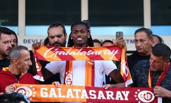 Galatasaray’ın yıldız transferi Rafael Leao’ya İstanbul’da coşkulu karşılama