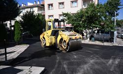 Altındağ'da yol ve kaldırım çalışmaları sürüyor