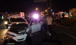 Manavgat’ta iki otomobil çarpıştı: 2 yaralı