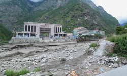 Nepal'deki sel felaketinde can kaybı 165'e yükseldi