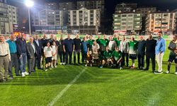 Kızılcahamam'da futbol efsaneleri sahaya çıktı