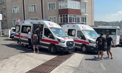 Kilimli’de halk otobüsü ile otomobil çarpıştı, 7 kişi yaralandı