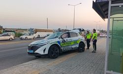 Mersin’de zincirleme kaza: Polis aracı takla attı, 2 kişi yaralandı