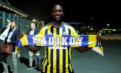 Fenerbahçe'nin yeni golcüsü Romelu Lukaku İstanbul'da