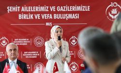 Bakan Göktaş Muş’ta şehit aileleriyle buluştu