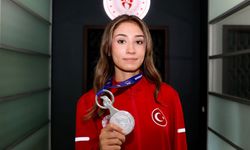 Berat Su Yılmazer dünya ikinciliğiyle Kayseri’de