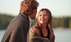 Netflix'in yeni dizisi Crew Girl ne anlatıyor?