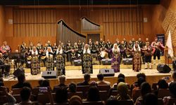 Seymen ve Bacıerenler “Eşik” konserinde sahne aldı