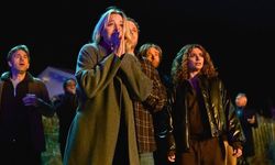 Netflix Yalanlar Kulübü dizisinin konusu ne, oyuncuları kim?
