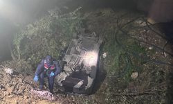 Batman’da kontrolden çıkan otomobil şarampole devrildi