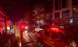 Aydın’da gece yarısı apartman yangını: 5 kişi hastaneye kaldırıldı