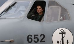 İlk kadın Deniz Karakol uçağı pilotu Hilal Aydın