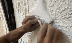 Sakarya'da çatı tamircisiydi, şimdi sanatını satıyor