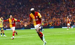 Derbide Osimhen şov: Galatasaray seriyi 40 maça çıkardı