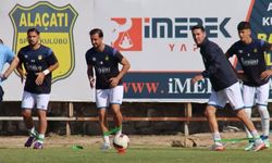 Alaçatıspor sezona farklı galibiyetle başladı
