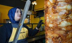 15 yaşında komiydi, 20 yaşında döner ustası oldu