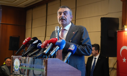 Bakan Tekin'den Erzurum'da projelere veri şartı