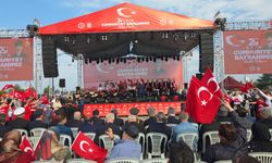 Samsun’da binlerce kişi 1919 metrelik bayrakla yürüdü