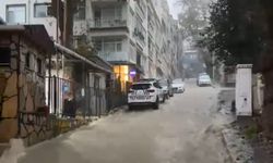 İstanbul'da sağanak alarmı: Sarıyer'de yollar göle döndü