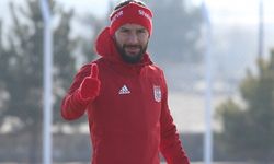 Yasin Öztekin: “Takıma katkı sağlamak istiyorum”