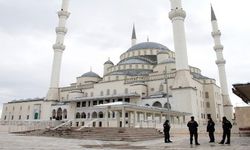 Ankara'da vatandaşlar uyarıları dikkate aldı, camiler boş kaldı