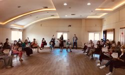 Beypazarı'nda 36 öğretmene ‘Oyun Terapisi Uygulayıcı Eğitmen Eğitimi’ verildi