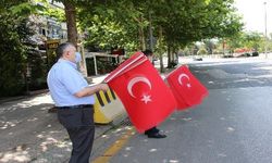 TESK'ten 51 şehit esnaf için 51 bin Türk bayrağı