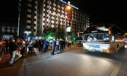 Mamak Belediyesi bin 453 Ankaralıyı Ayasofya Camii'ne uğurladı