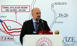 Bakan Karaismailoğlu'dan hızlı tren açıklaması: 'İki şehir arası 1 saat 20 dakikaya düşecek'