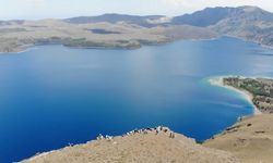 Dünyanın 2. büyük krater gölü etrafında yürüyüş
