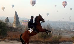 Kapadokya'da balonlar gökyüzü ile yeniden buluşuyor
